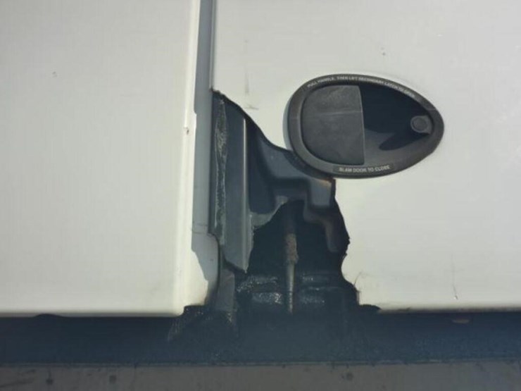 2005-hyundai-53-ft-image-17