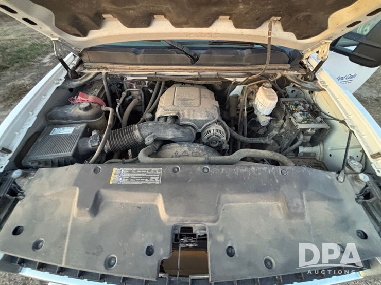 2009-chevrolet-3500hd-image-41