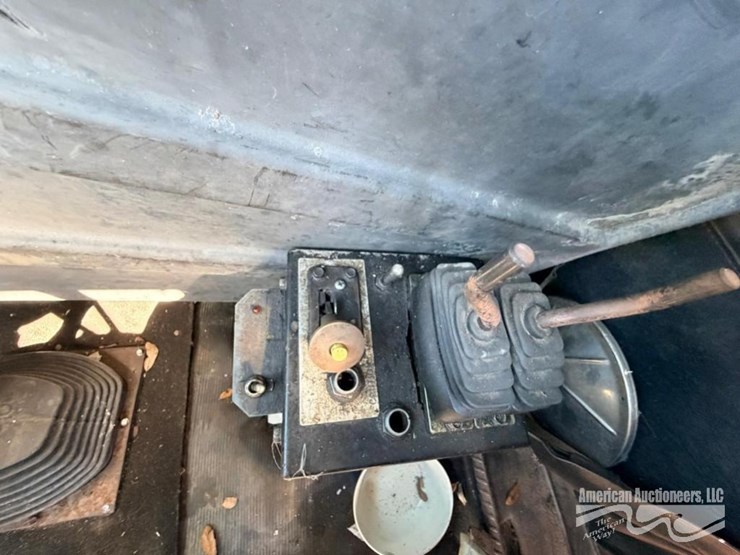 mack-rd688s-image-17