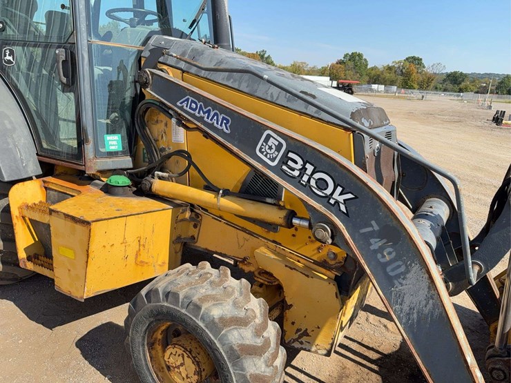 2012-deere-310k-image-29