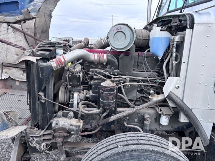 1995-kenworth-t800-image-61