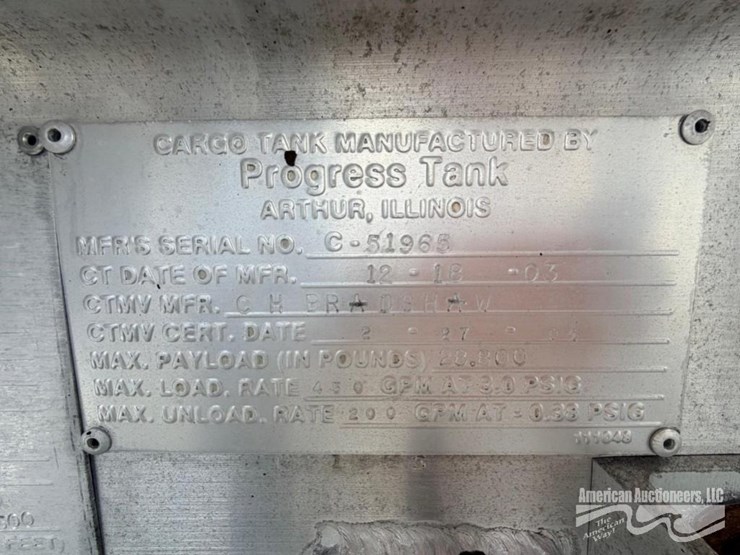 peterbilt-330-image-20