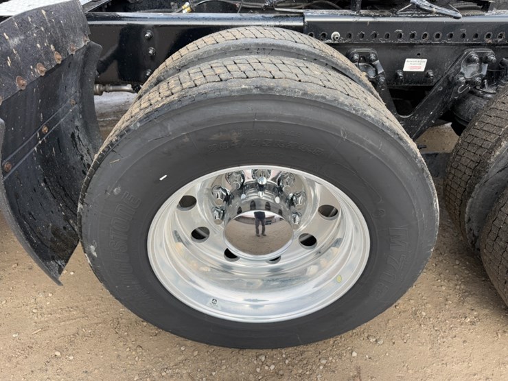 kenworth-t680-image-7