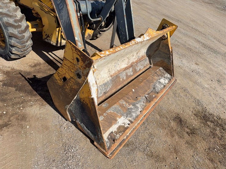 2012-deere-310k-image-27