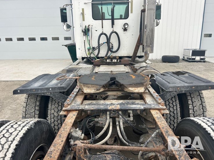 international-9900i-image-25