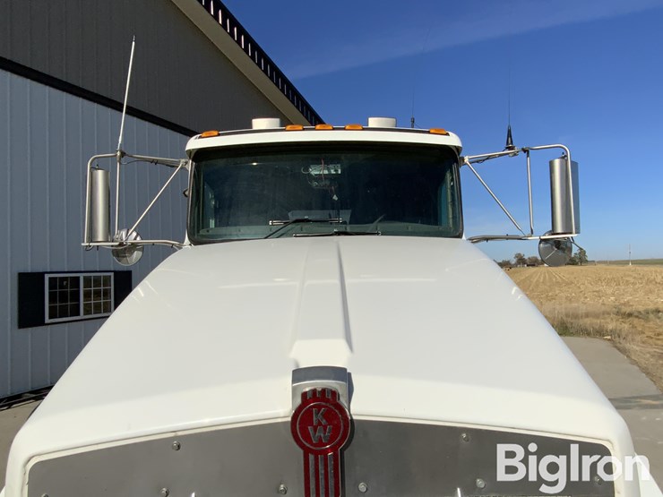 kenworth-t800b-image-17