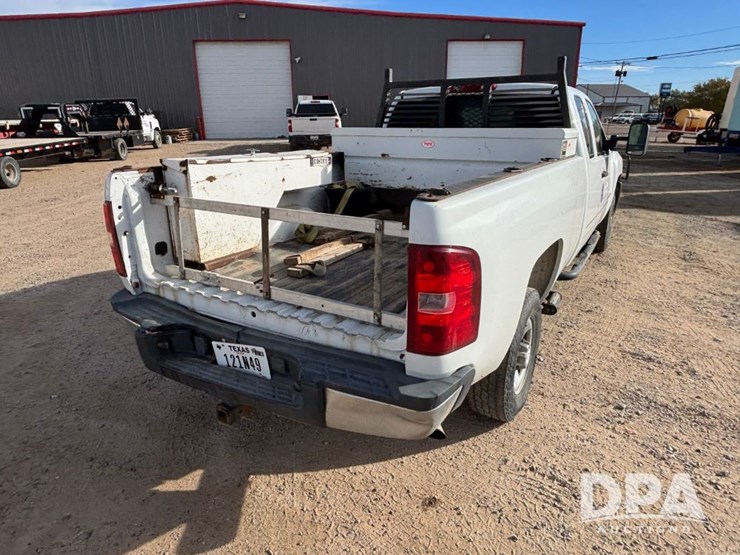 chevrolet-2500hd-image-6