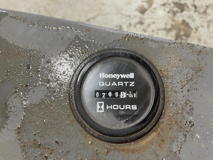 2014-skyjack-sjiii4632-image-22