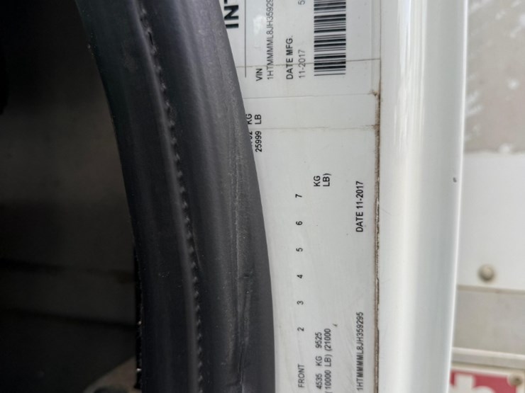 2018-international-durastar-4300-image-14