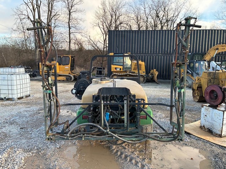 john-deere-gator-image-4