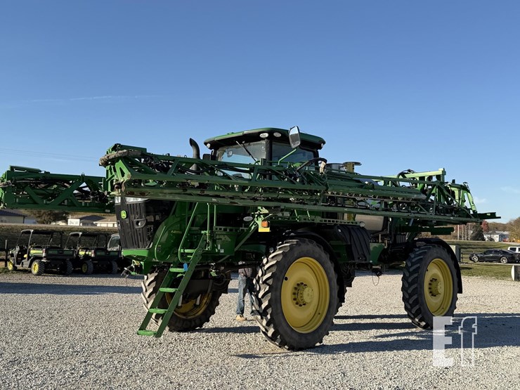 john-deere-r4038-image-1