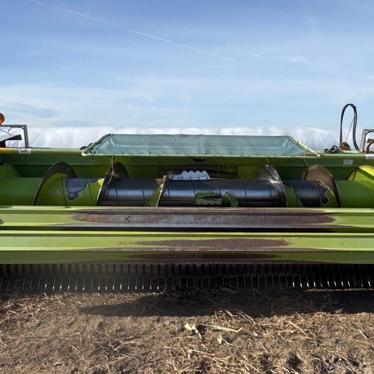 Claas 906 Forage Pickup Header