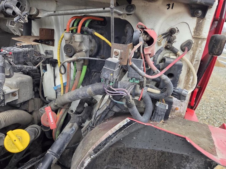 2011-international-durastar-4400-image-56