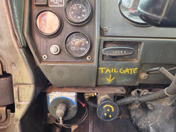 mack-rd690s-image-74