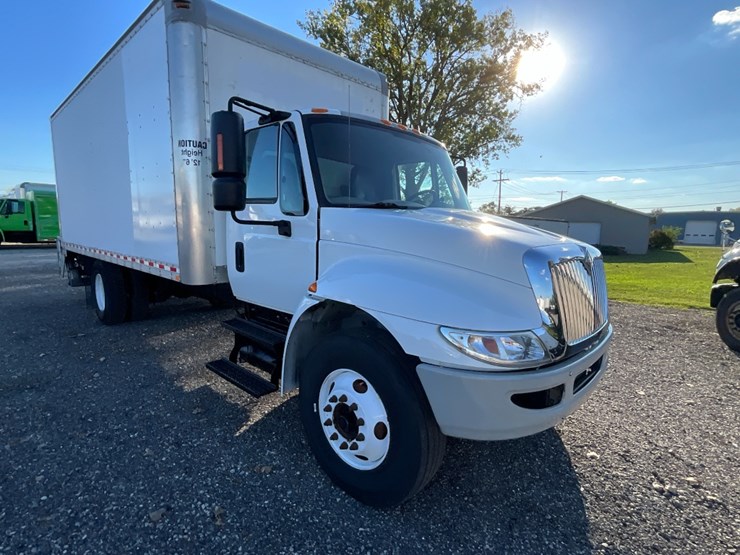 international-durastar-4300-image-3