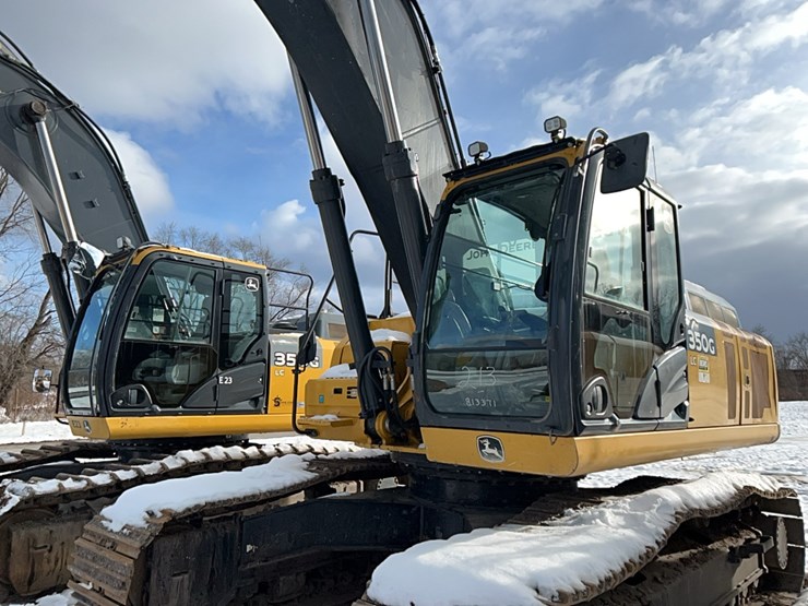 2019-deere-350g-lc-image-2