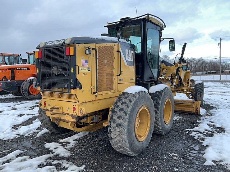 caterpillar-120m-image-13