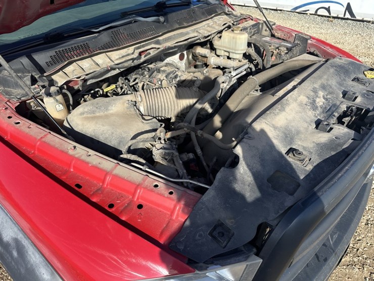 2015-dodge-ram-5500-image-36