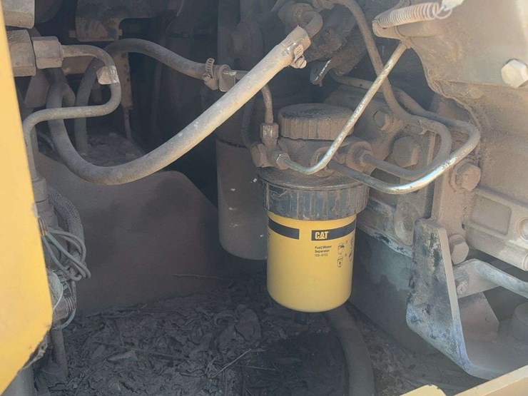 caterpillar-246-image-11