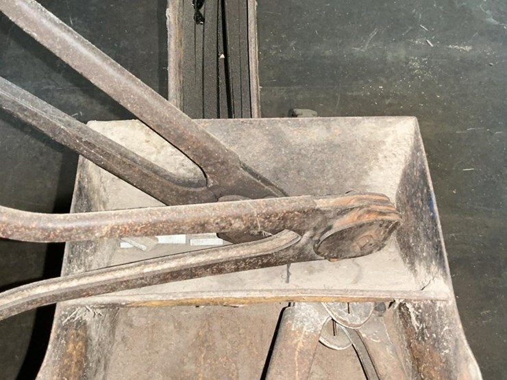 #607-•-banding-cart-image-4