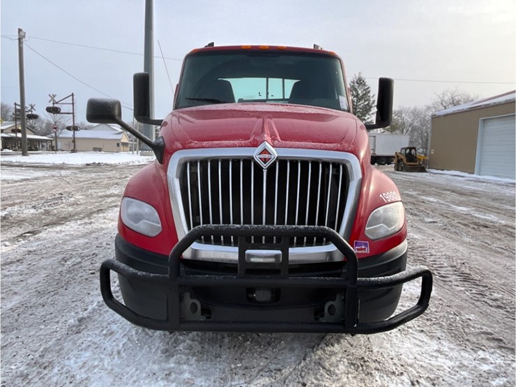 2019-international-lt-image-3