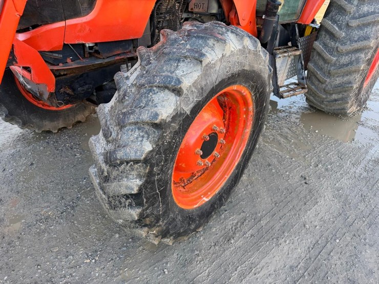 2016-kubota-m8560-image-13