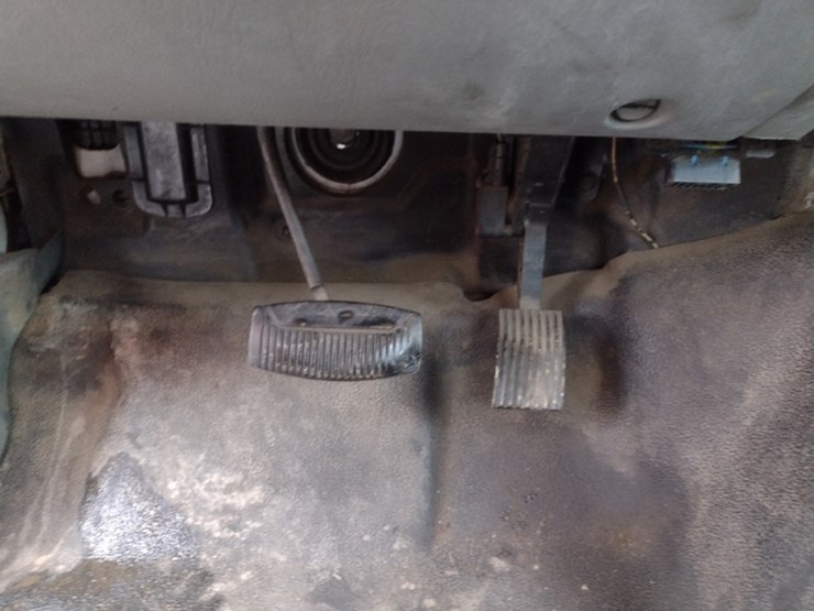 2005-ford-f650-image-7