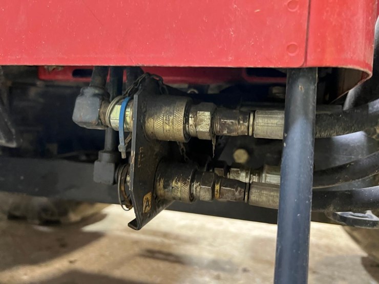 massey-ferguson-1533-image-17