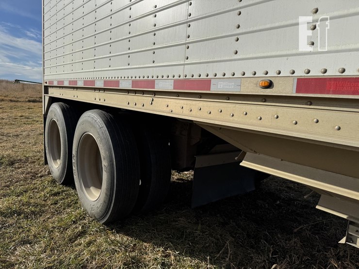 2014-wilson-grain-trailer-image-33