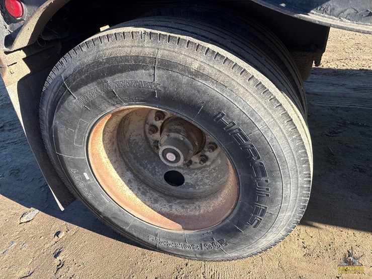 1962-peerless-24'-flatbed-trailer-image-13