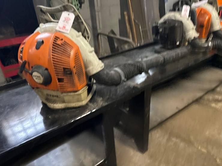 stihl-gas-backpack-blower-model-br600-image-2