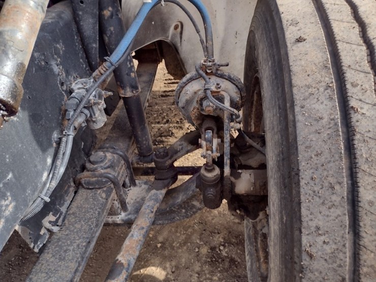 freightliner-fl70-image-22