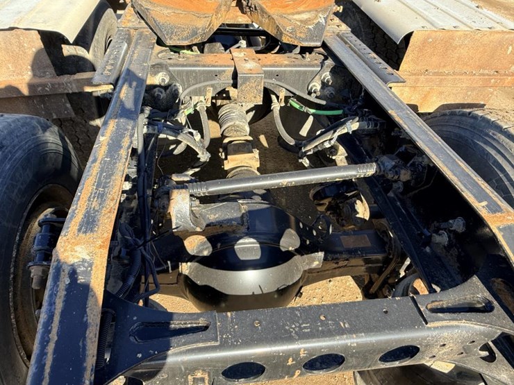 2017-international-prostar-image-25