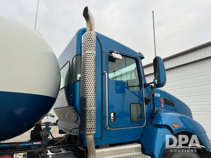 kenworth-t440-image-29