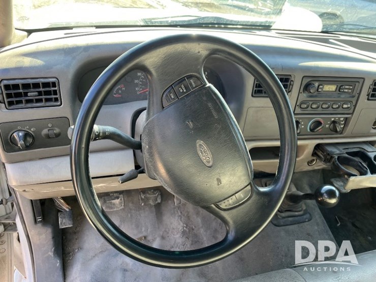 ford-f550-xl-image-47