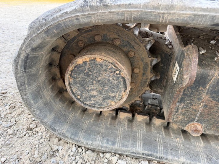 2020-bobcat-e50-image-21