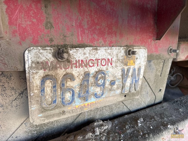 2008-meyers-boss-9136t-silage-trailer-image-9