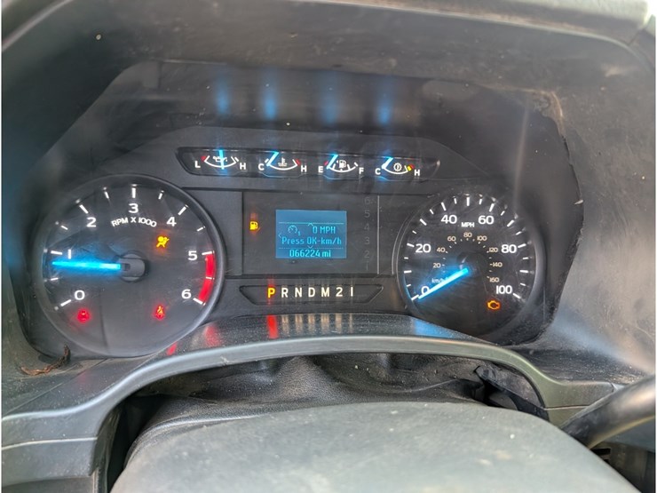 2017-ford-f550-image-22