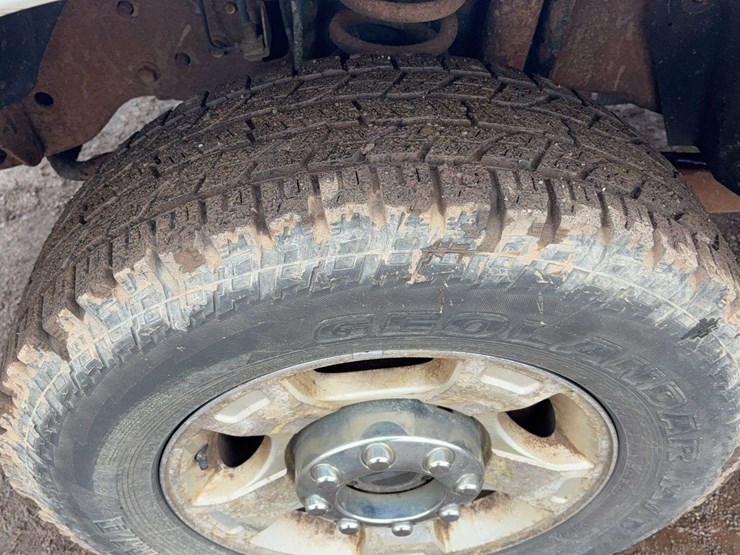 2011-ford-f250-image-13