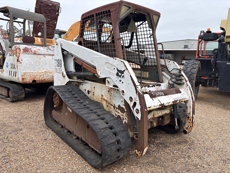 2007-bobcat-t180-image-2