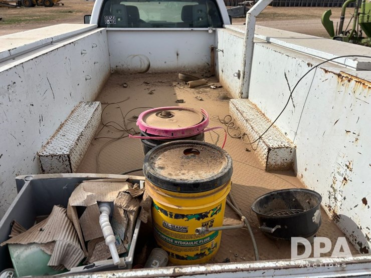 2011-ford-f550-image-28