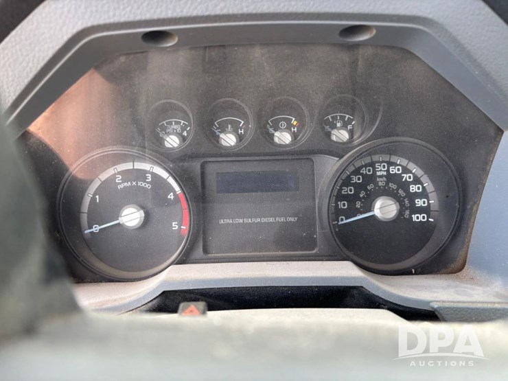 2011-ford-f550-image-66