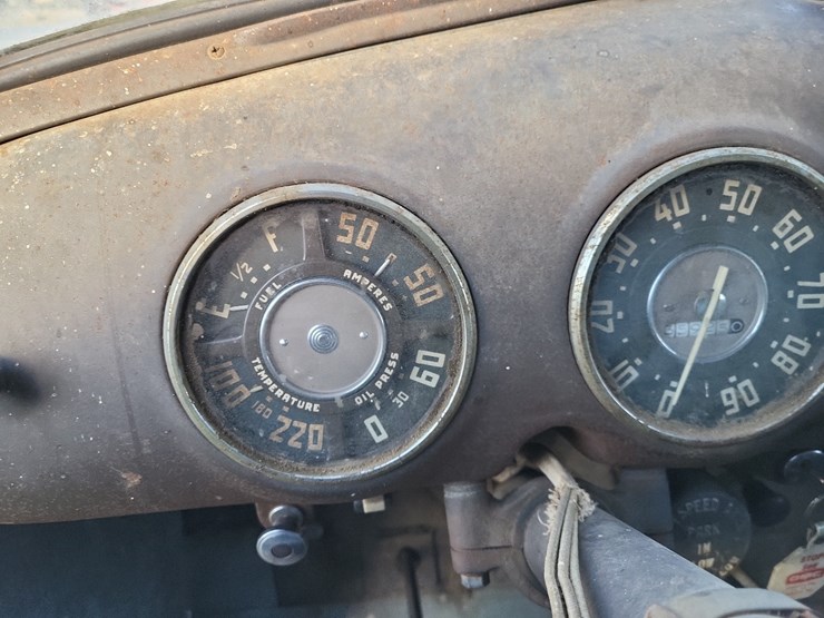 1953-gmc-354-24-round-top-cab-single-axle-grain-truck--needs-axle-shaft-image-51