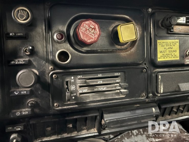 1989-international-2375-plow-truck-(dr12639-unit-215)-image-41