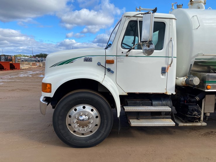 1999-international-4900-image-17