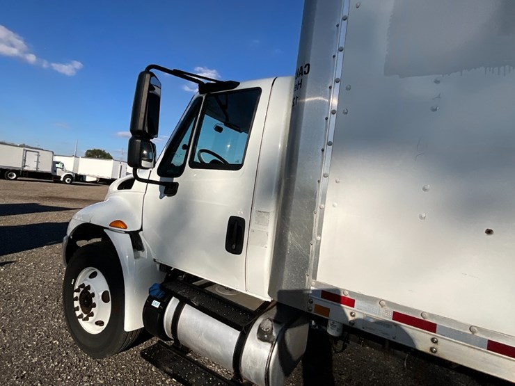 international-durastar-4300-image-15