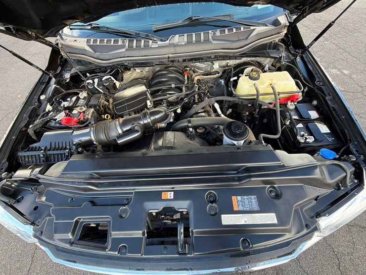 2021-ford-f350-image-27