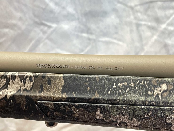 #2371-•-winchester-xpr-300-win-mag-bolt-action-rifle,-sn:-pt09573yw357-image-10