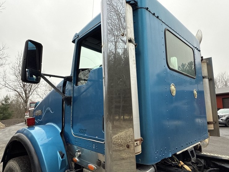 kenworth-t600-image-29