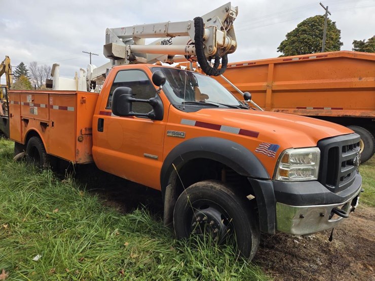 2005-ford-f550-xl-image-6
